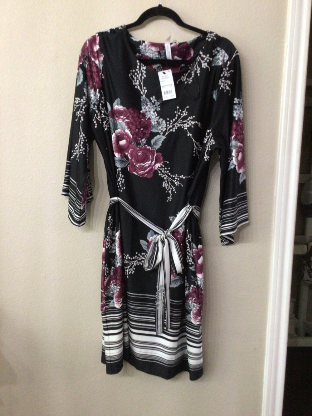 NY Collection floral dress. Size 2X new with tags.